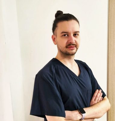 Dr. Vlad Trifu, medic specialist pedodonție
